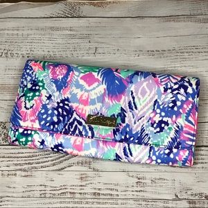 Lilly Pulitzer Travel Wallet NWOT